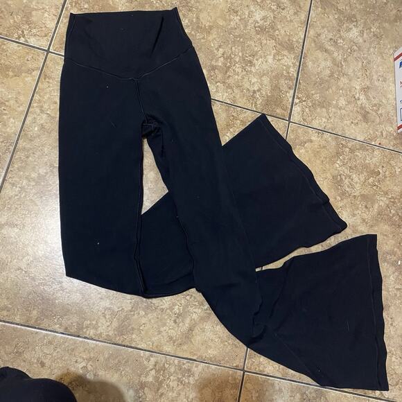 Offline By Aerie Black Real Me Xtra Flare Leggings Hi Rise Split Leg Size XS - Picture 3 of 11